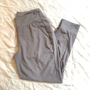Grey Athleta joggers size 6p